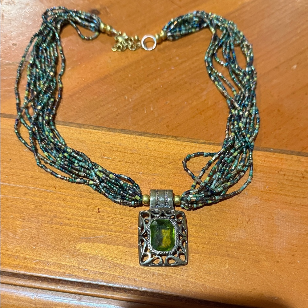 Multicolor Beaded Necklace with Green Pendant - Picture 5 of 5